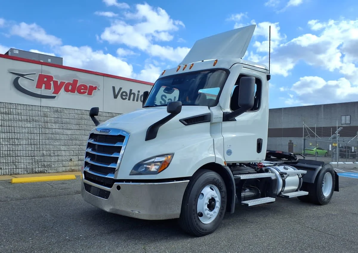 2020 Freightliner Cascadia in Memphis, TN
