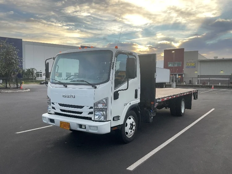 2020 Isuzu NQR in Torrance, CA — photo 3