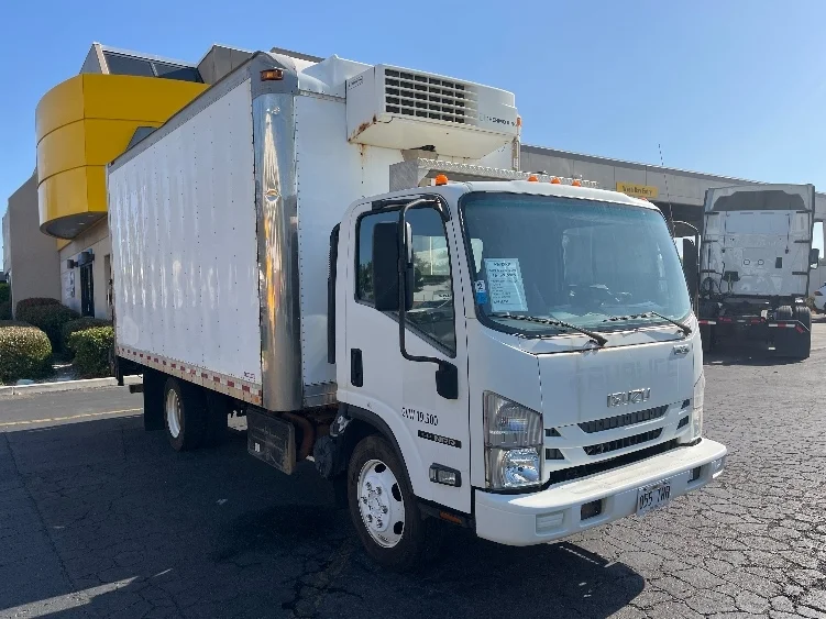 2019 Isuzu NRR