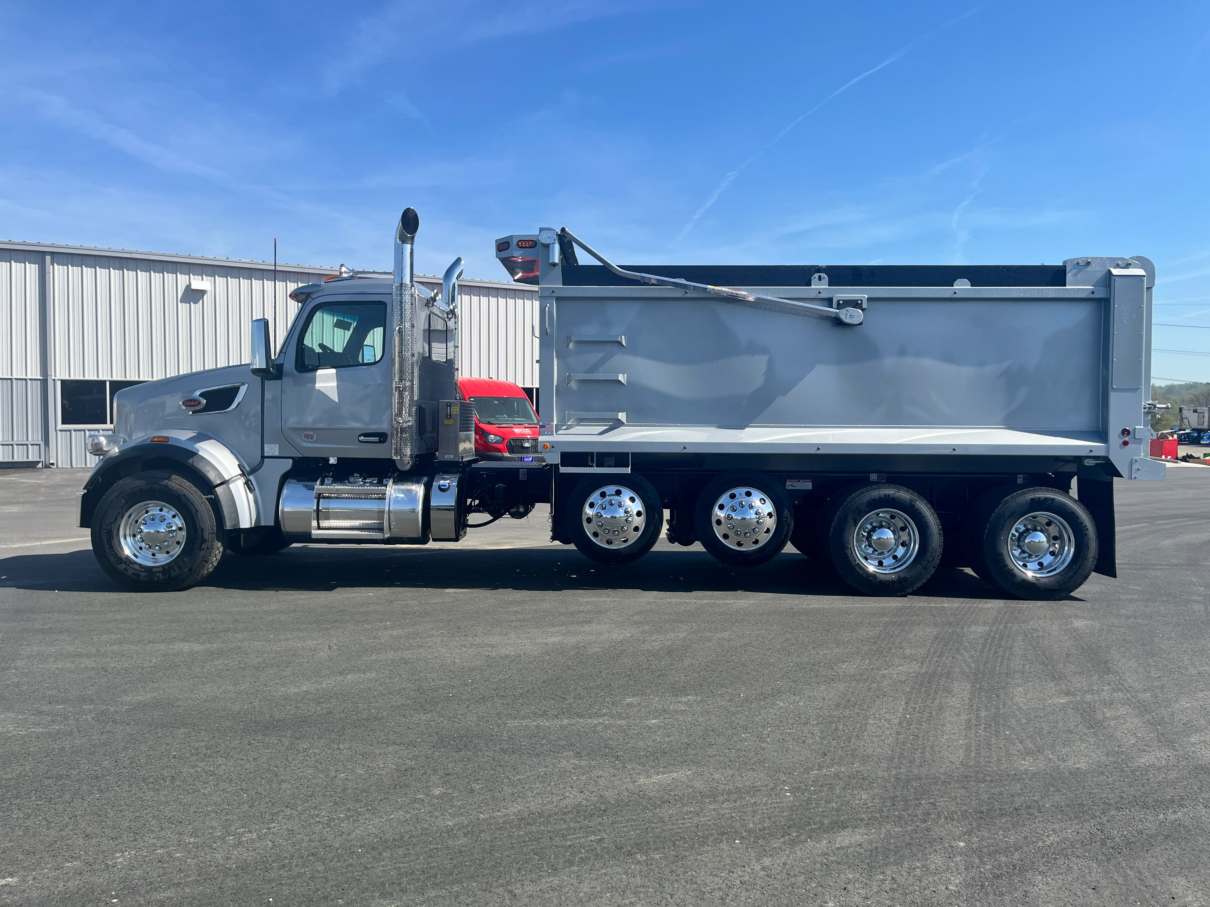 2026 Peterbilt 567 in Richmond, VA — photo 13
