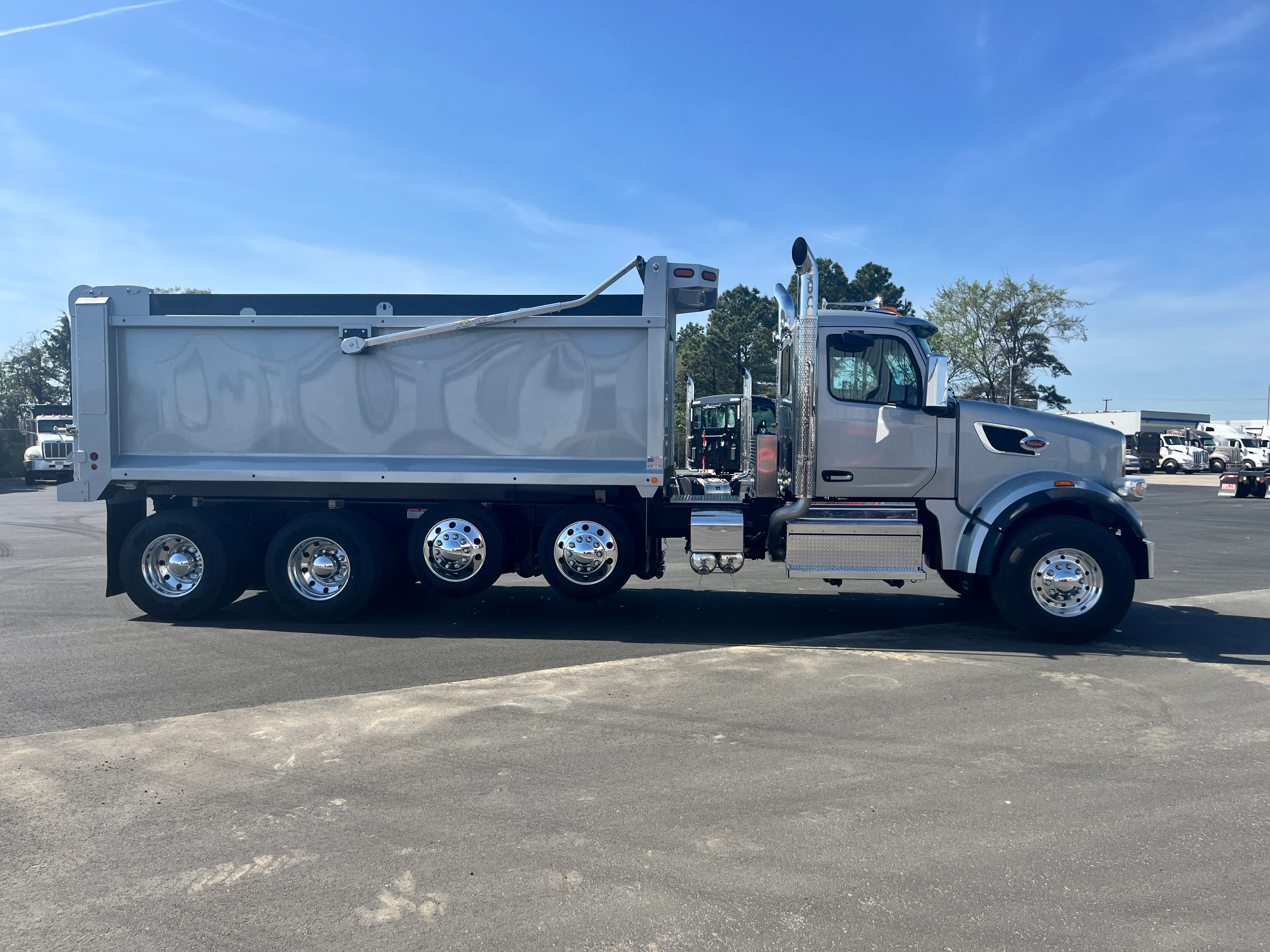2026 Peterbilt 567 in Richmond, VA — photo 17
