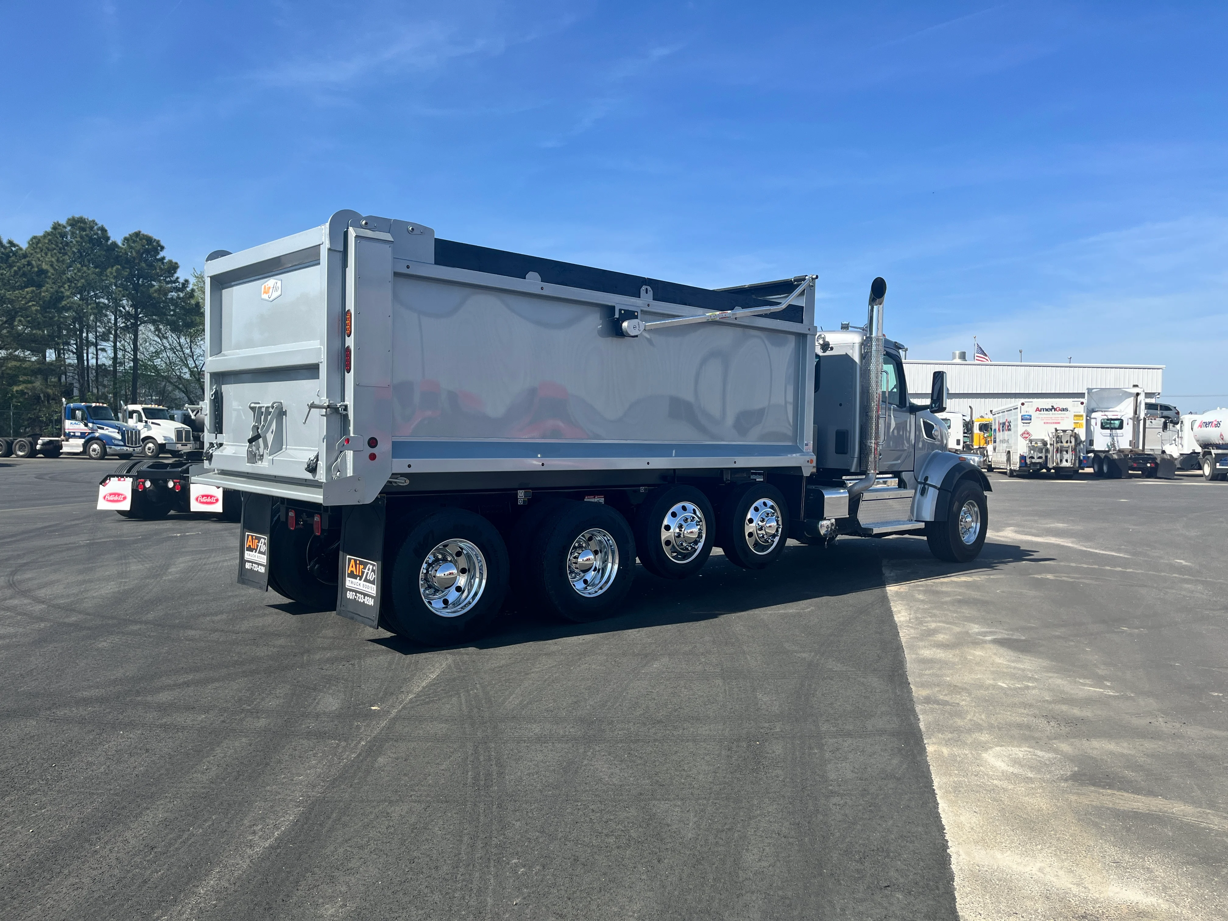 2026 Peterbilt 567 in Richmond, VA — photo 16