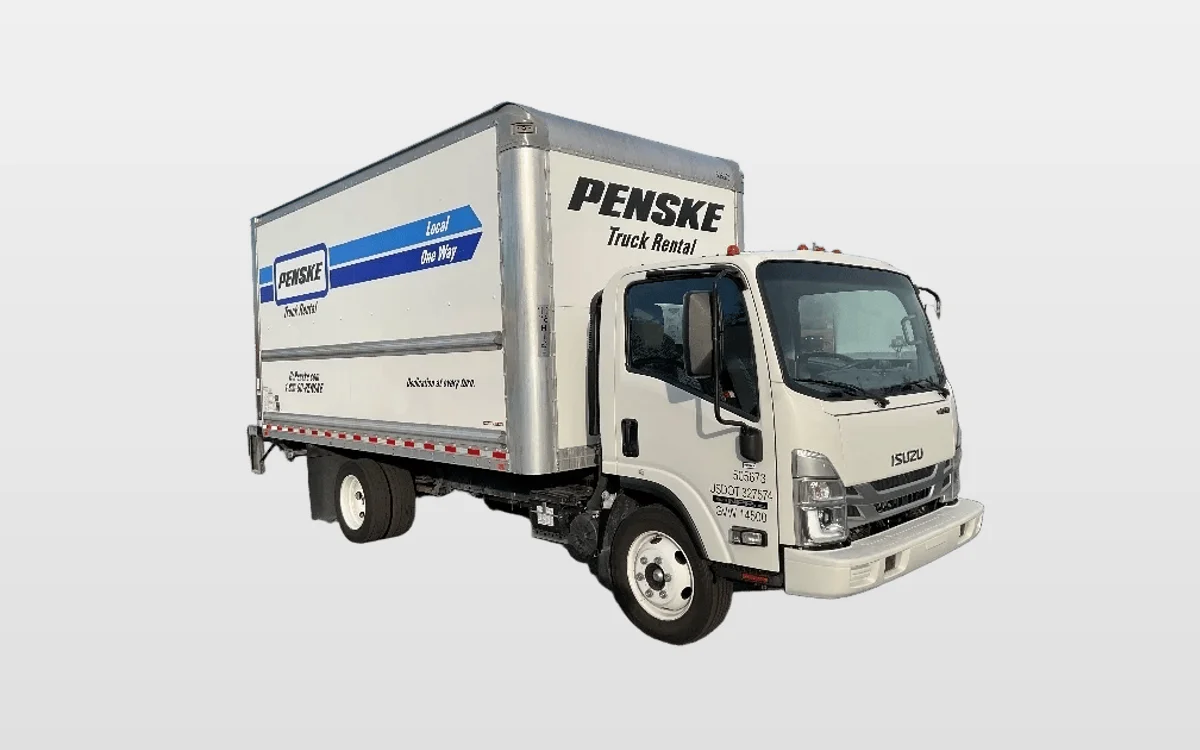 2023 Isuzu - image 1