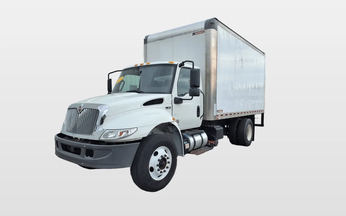 2022 International MV - image 1