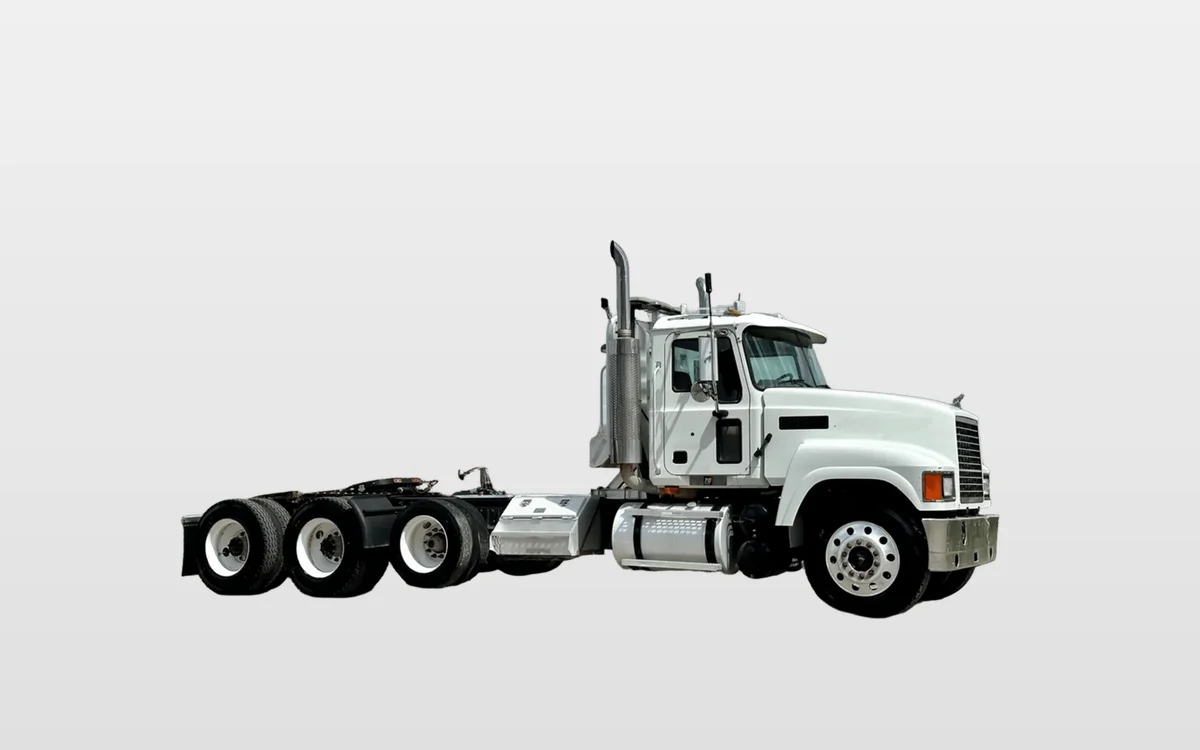 2007 Mack - image 1
