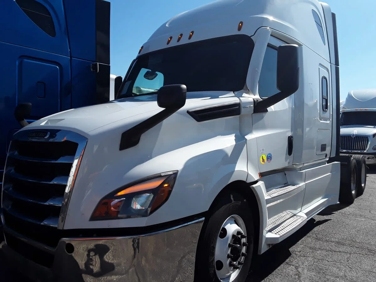 2021 Freightliner Cascadia in Bolingbrook, IL