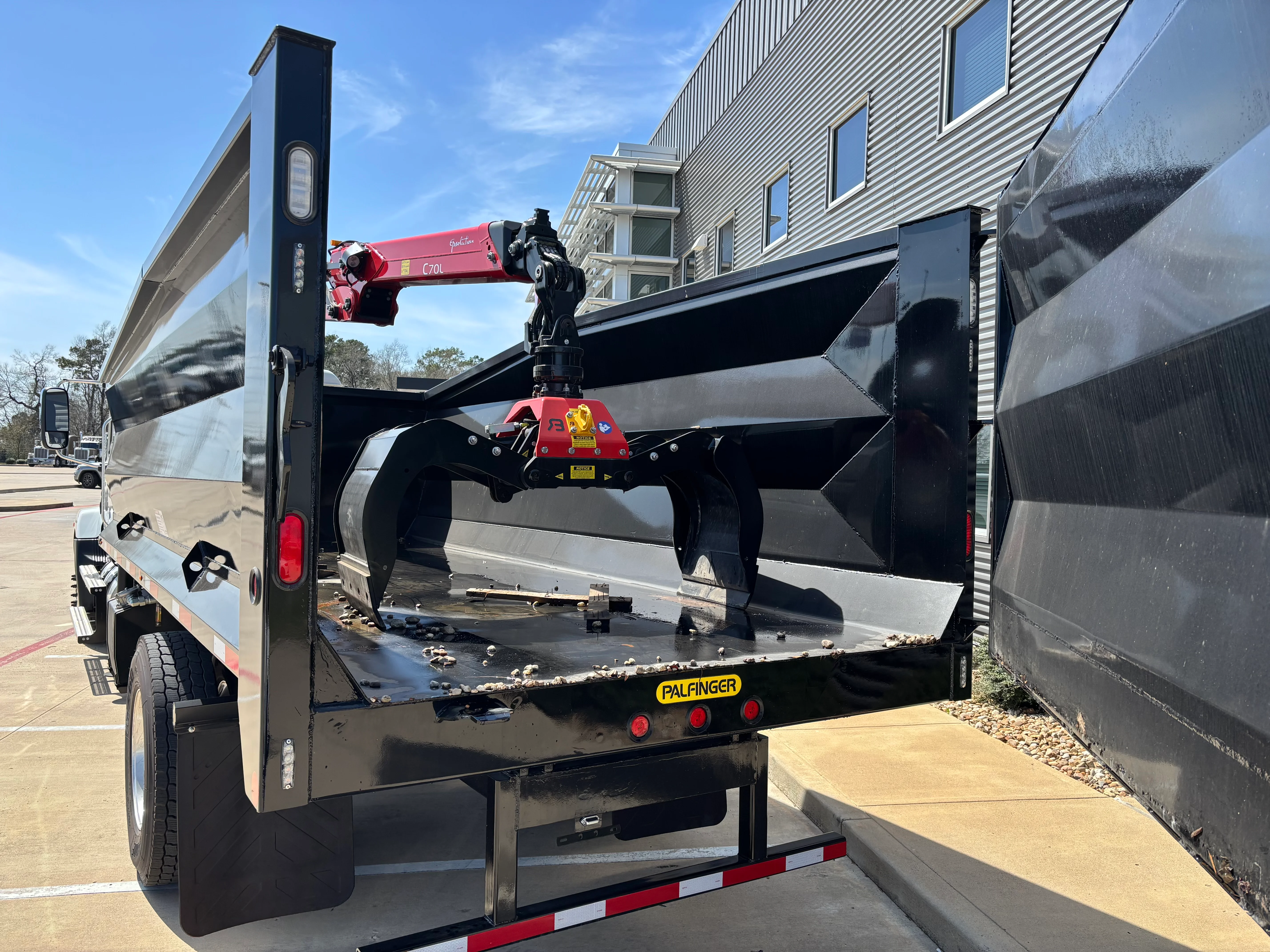 2025 Mack MD in Houston, TX — photo 3