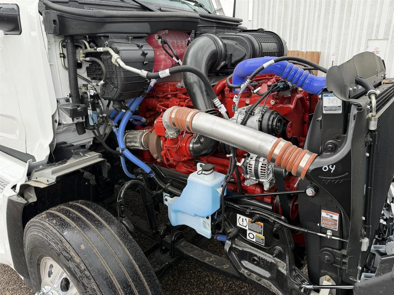 2027 Peterbilt 579 in Eau Claire, WI — photo 5