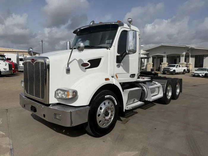 2020 Peterbilt 567 - image 2