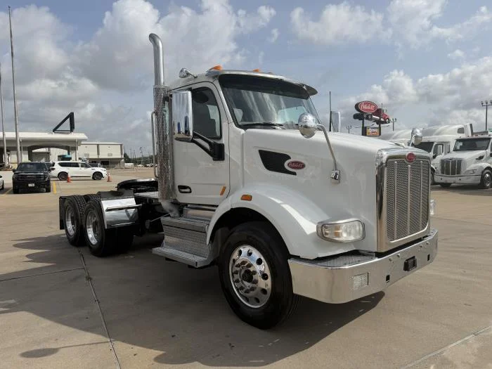 2020 Peterbilt 567 - image 8