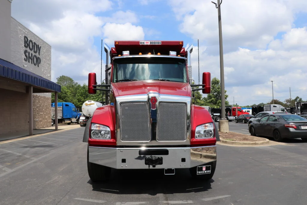 2027 Kenworth in Birmingham, AL — photo 2