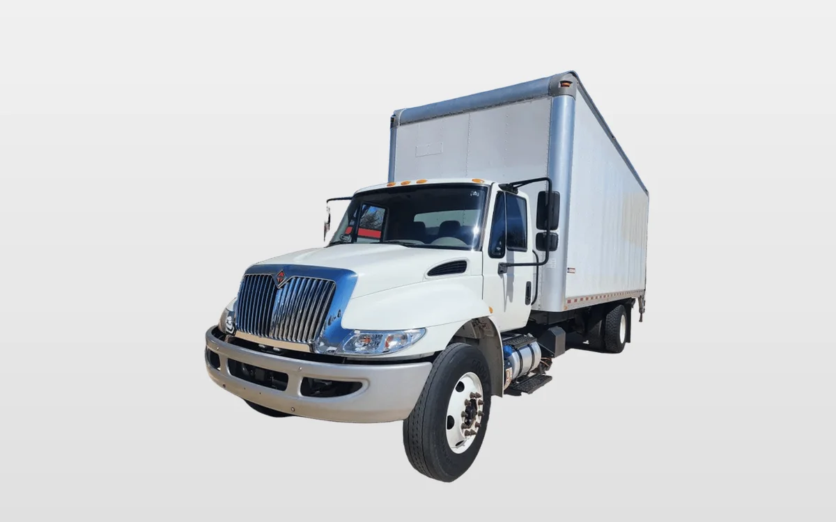 2018 International 4300 - image 1