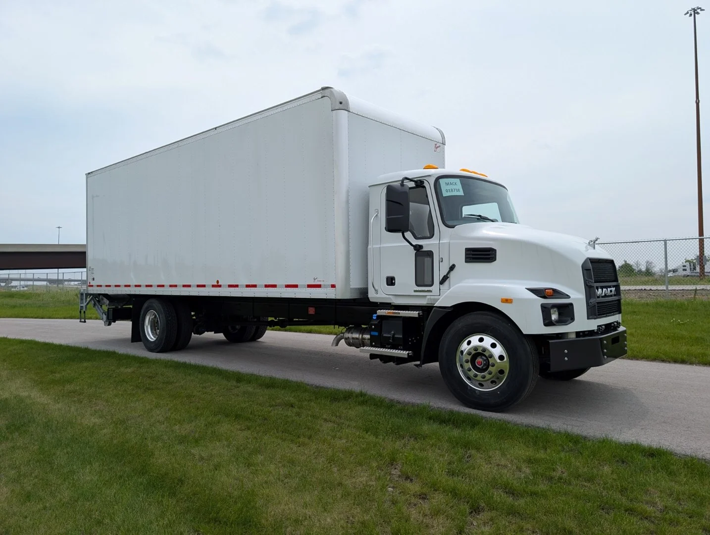 2026 Mack MD in Ankeny, IA — photo 4
