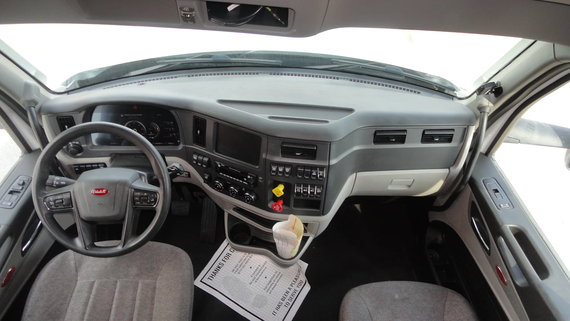 2024 Peterbilt 579 - image 9