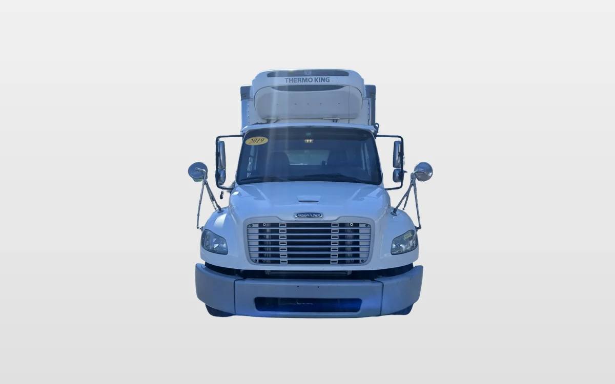 2019 Freightliner M2 106 - image 1