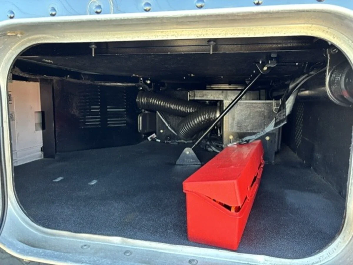2023 Kenworth T680 — photo 15