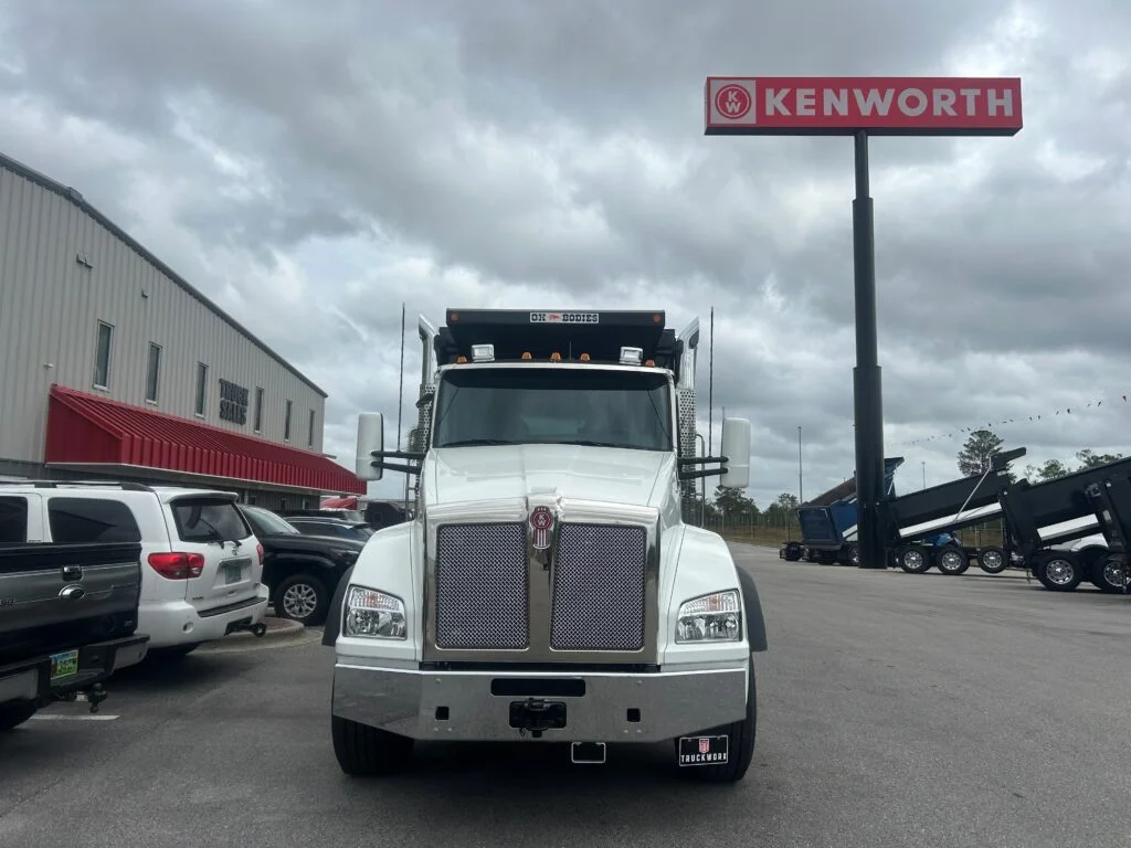 2027 Kenworth in Birmingham, AL — photo 3
