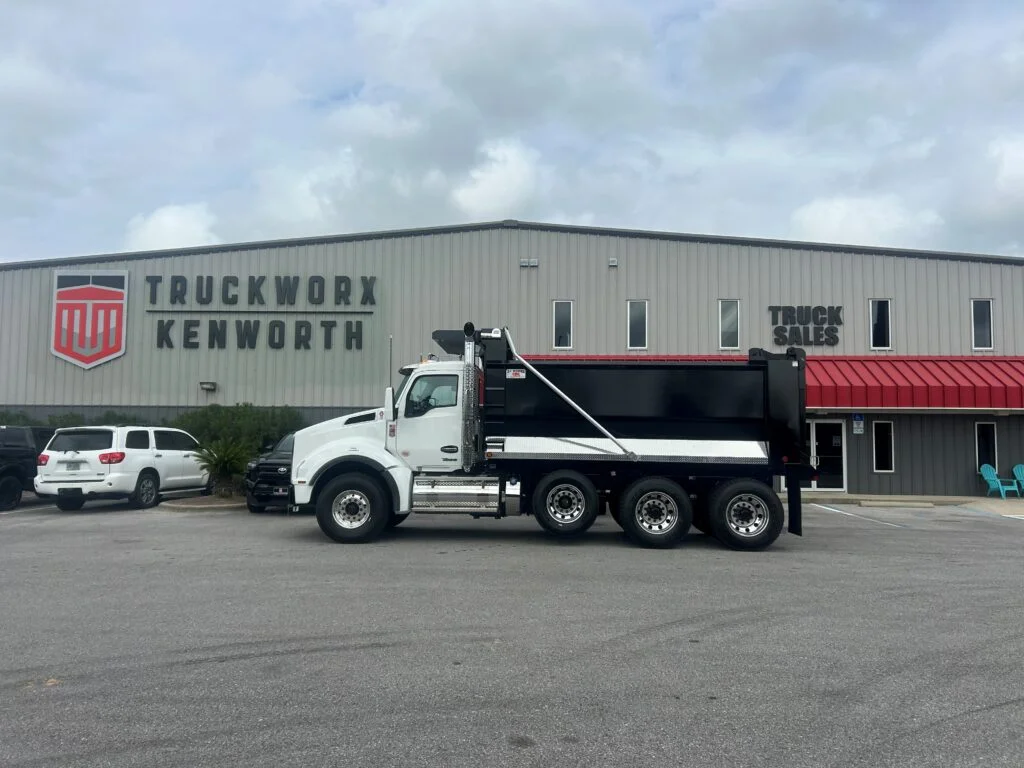 2027 Kenworth in Birmingham, AL — photo 2