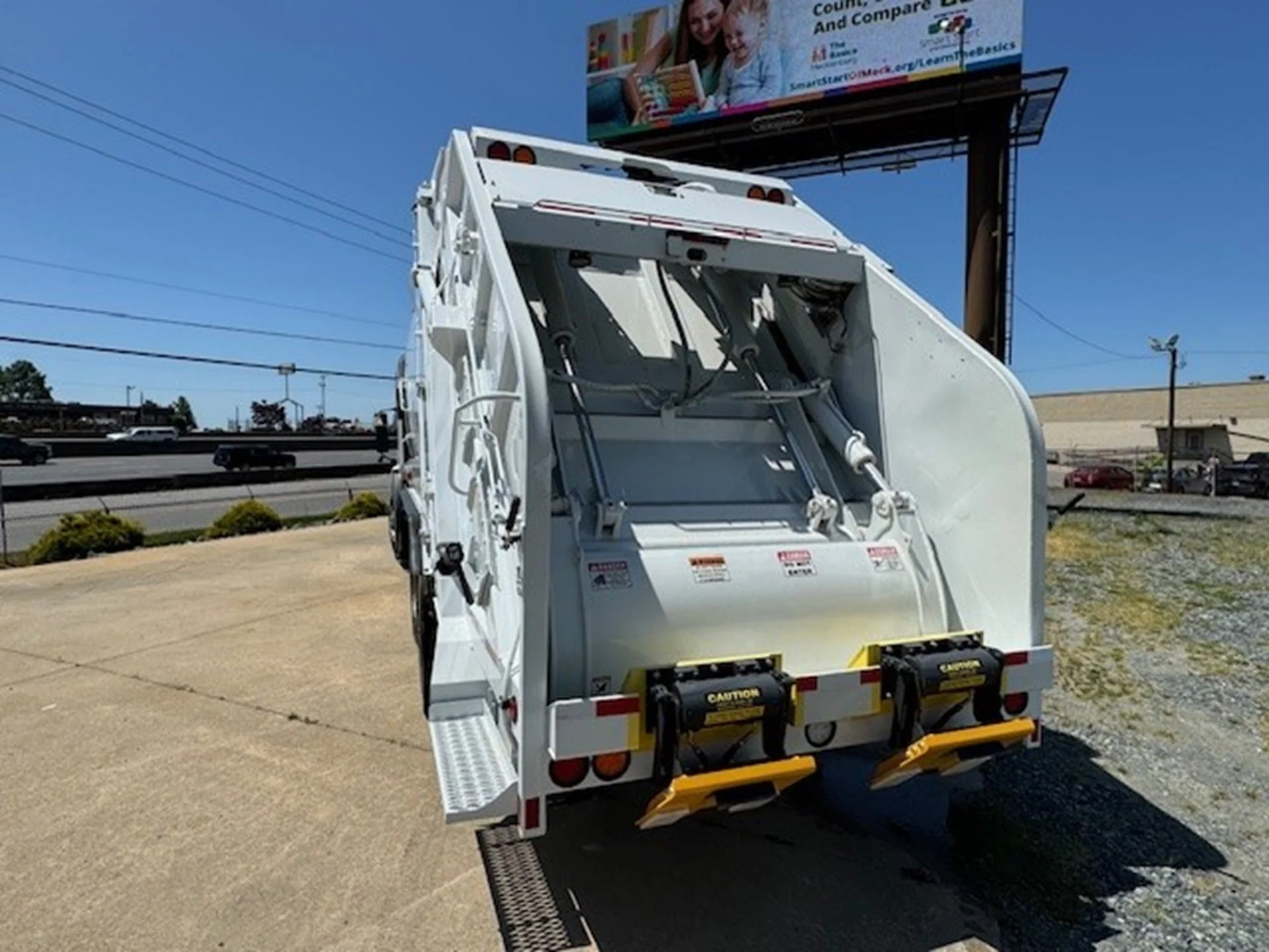 2023 Freightliner in Charlotte, NC — photo 3
