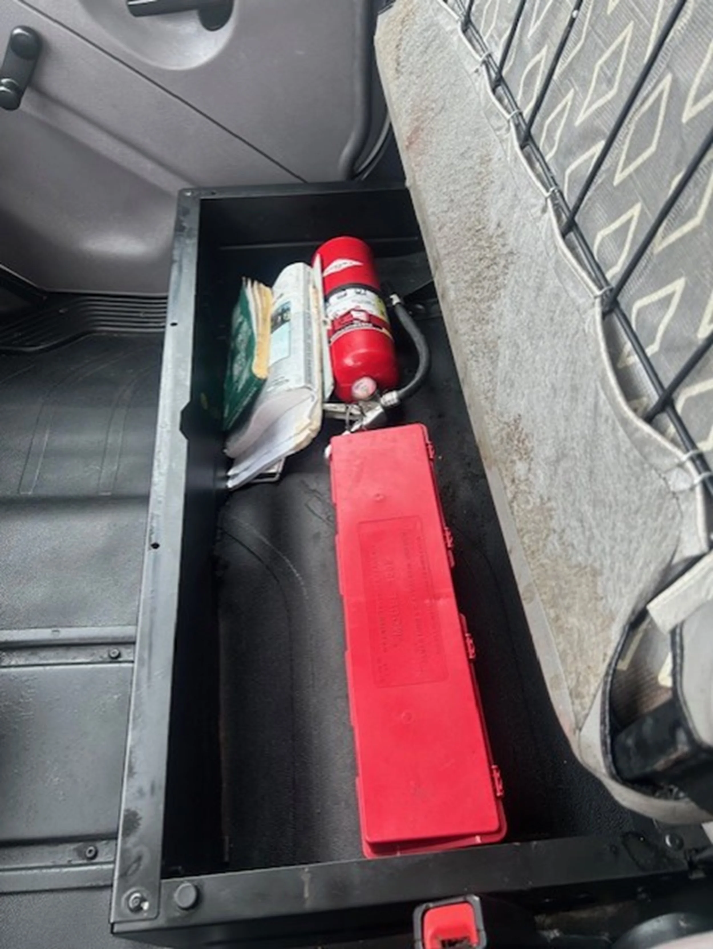 2022 Freightliner eM2 — photo 14