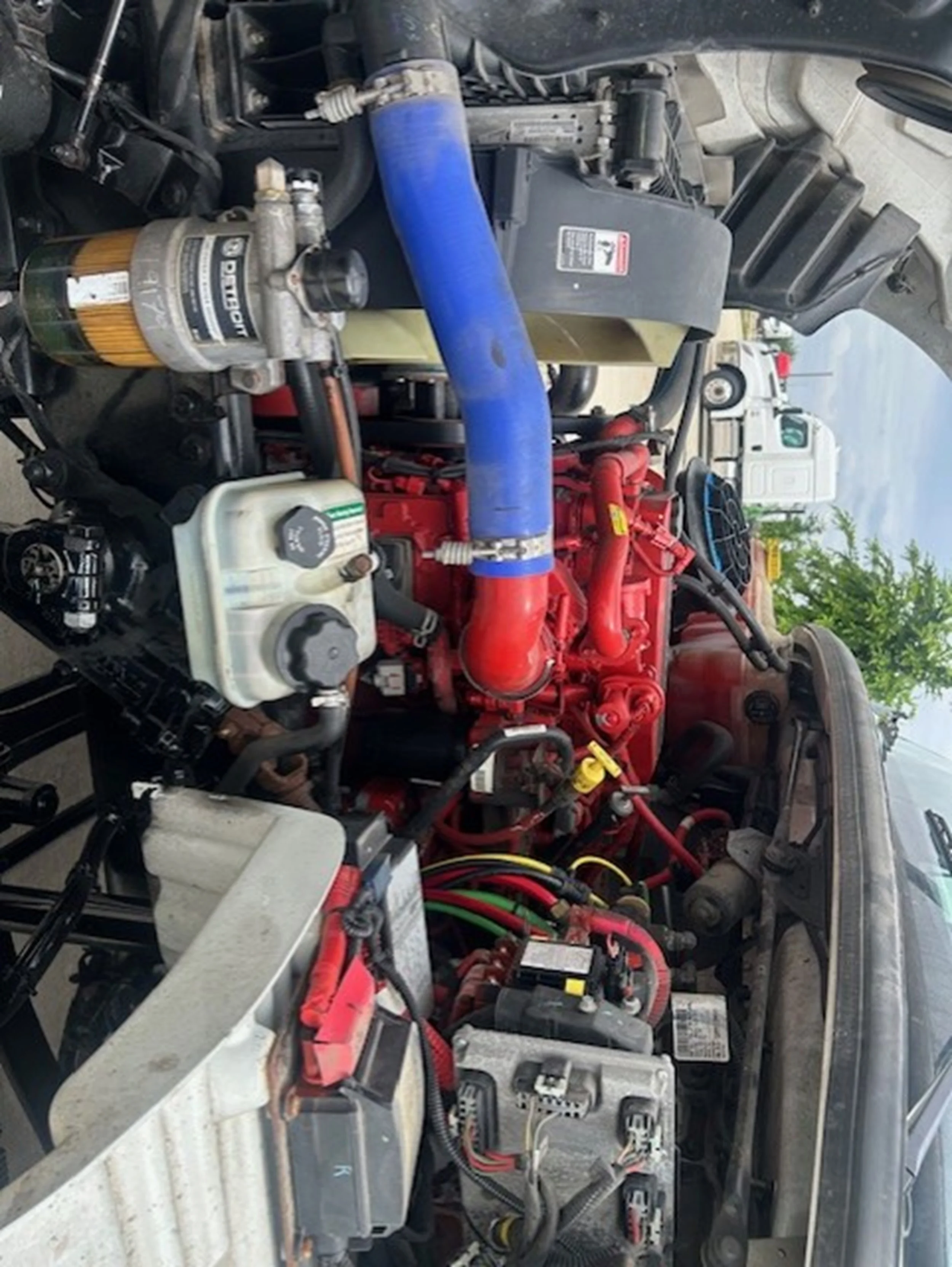2022 Freightliner eM2 — photo 12