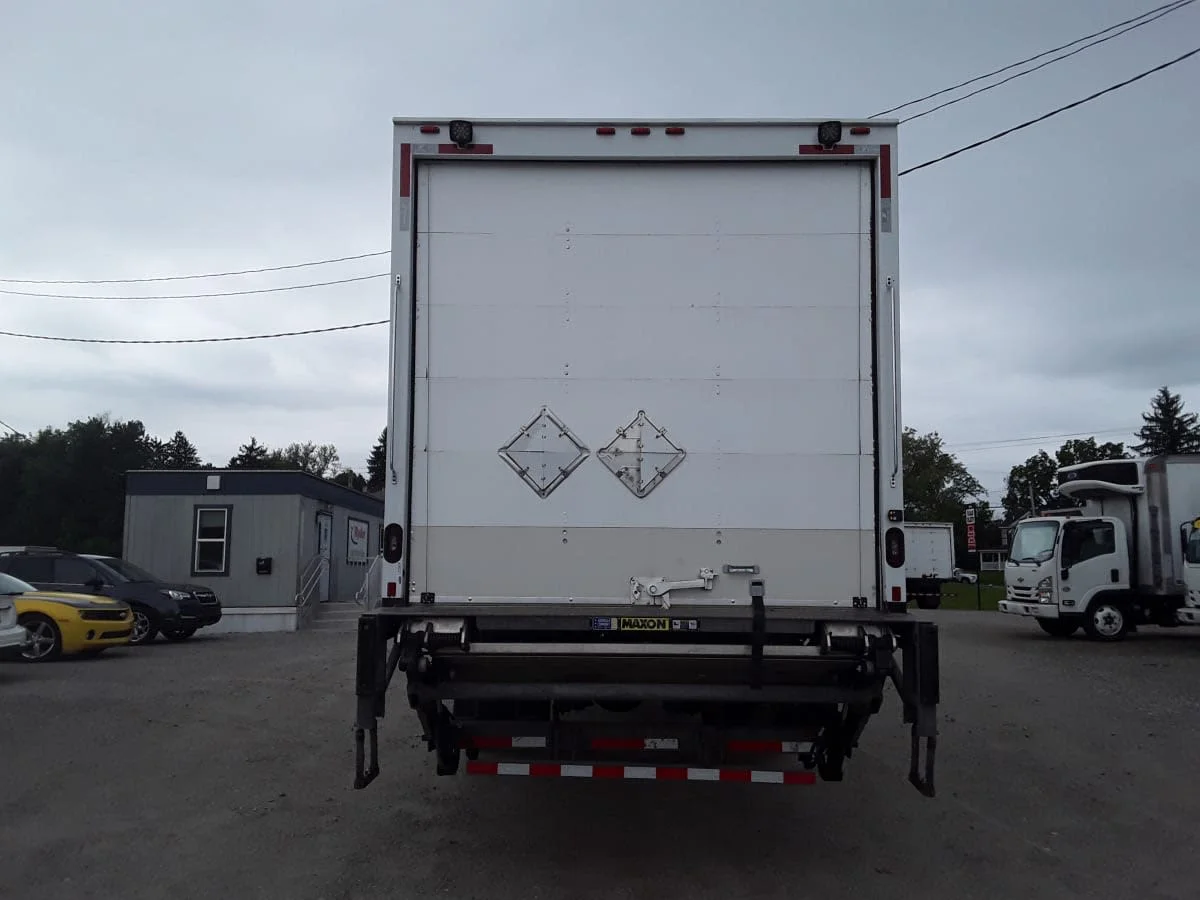 2023 Freightliner M2 106 in Pittsburgh, PA — photo 5