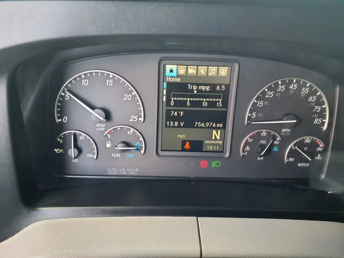 2020 Freightliner Cascadia in Springfield, MA — photo 10
