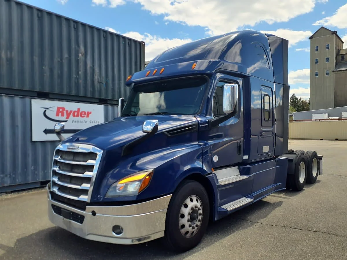 2020 Freightliner Cascadia in Springfield, MA