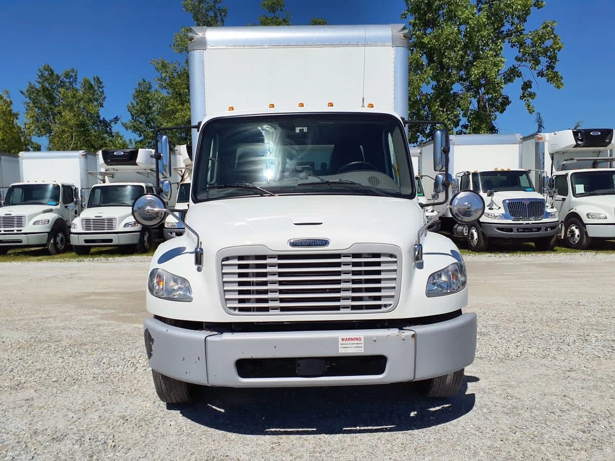 2021 Freightliner M2 106 in Indianapolis, IN — photo 2