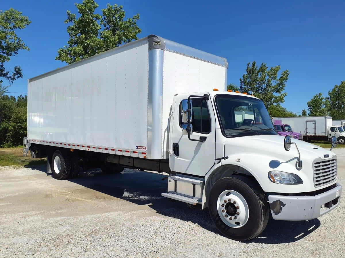 2021 Freightliner M2 106 in Indianapolis, IN — photo 3