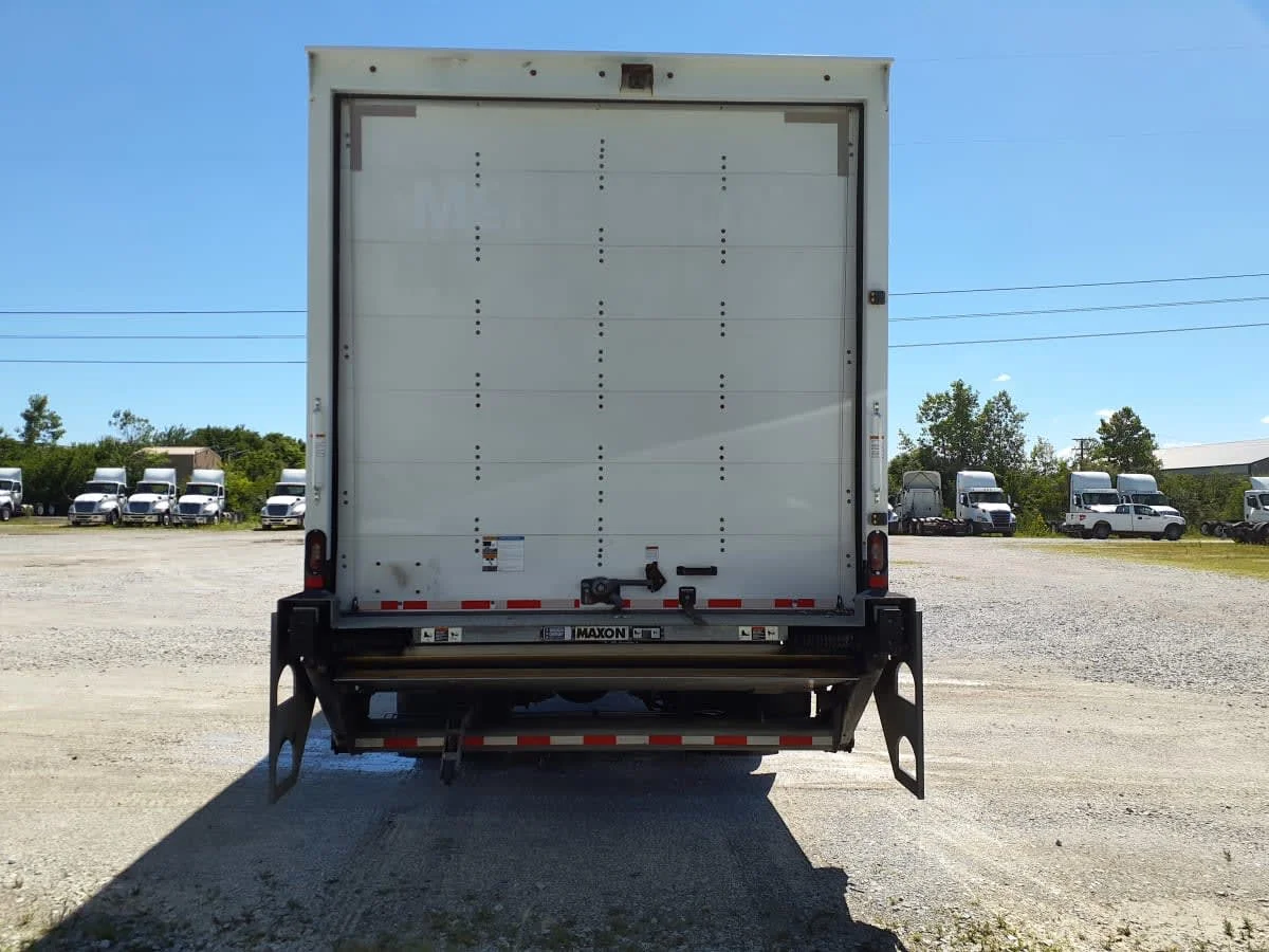 2021 Freightliner M2 106 in Indianapolis, IN — photo 5