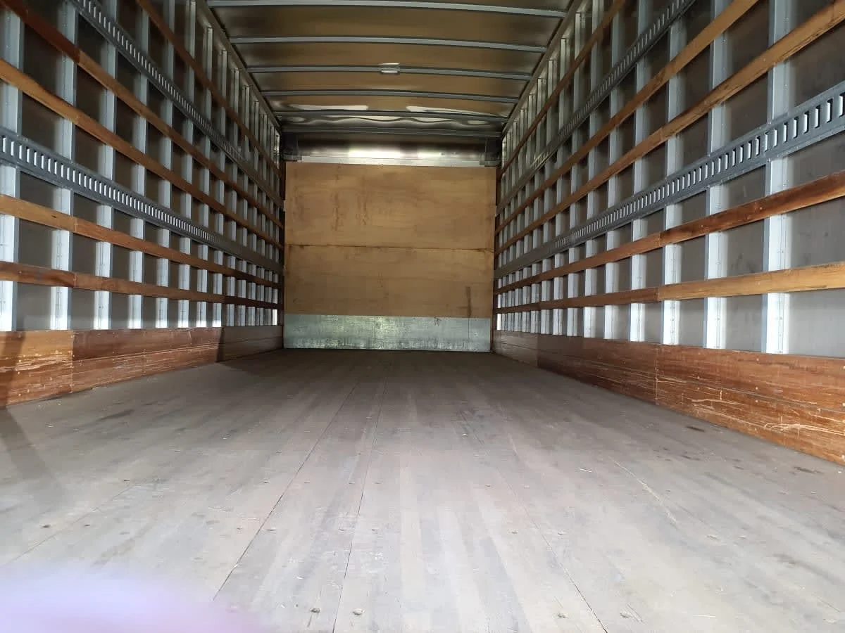 2021 Freightliner M2 106 in Indianapolis, IN — photo 8