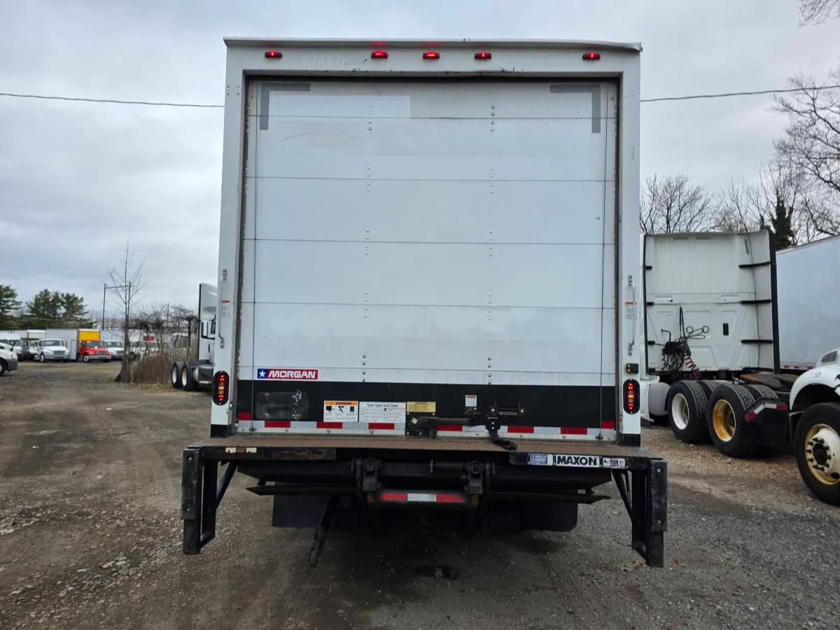 2019 Isuzu NPR - image 5