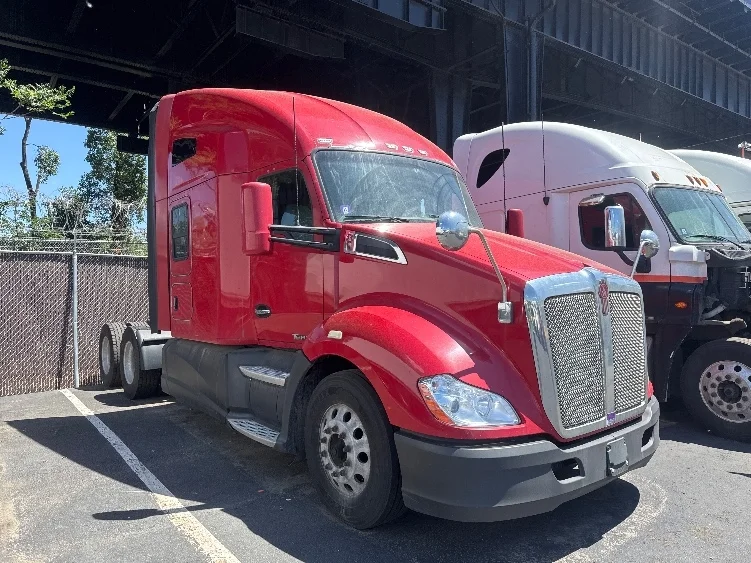 2017 Kenworth T680