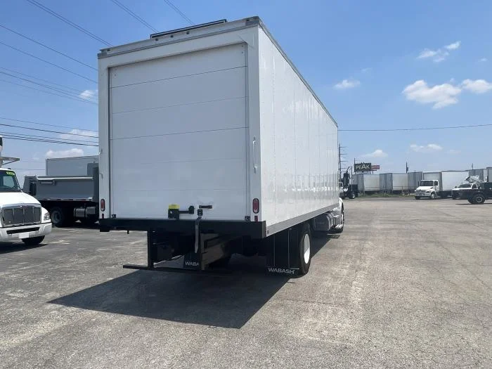 2025 Peterbilt 536 in Dallas, TX — photo 7