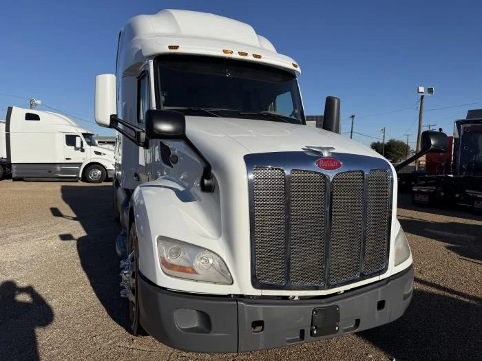 2021 Peterbilt 579 - image 38