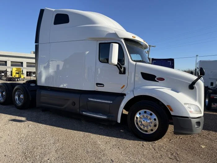 2021 Peterbilt 579 - image 42