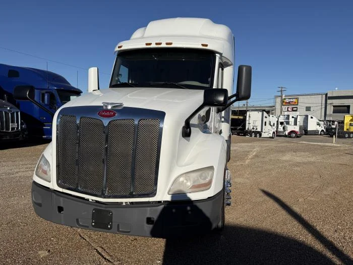 2021 Peterbilt 579 - image 35