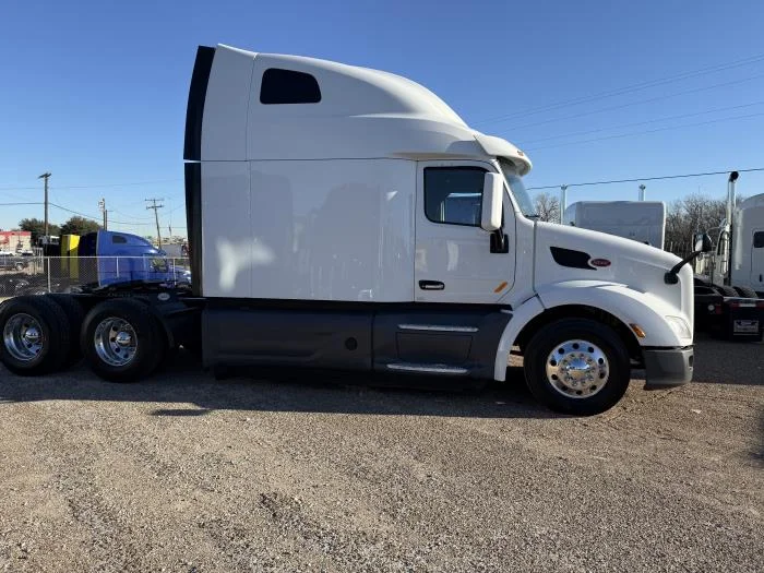 2021 Peterbilt 579 - image 44