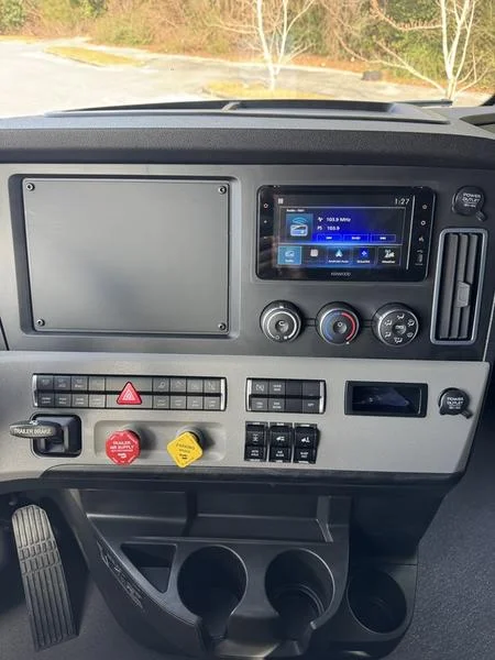 2026 Freightliner Cascadia in Montgomery, AL — photo 7