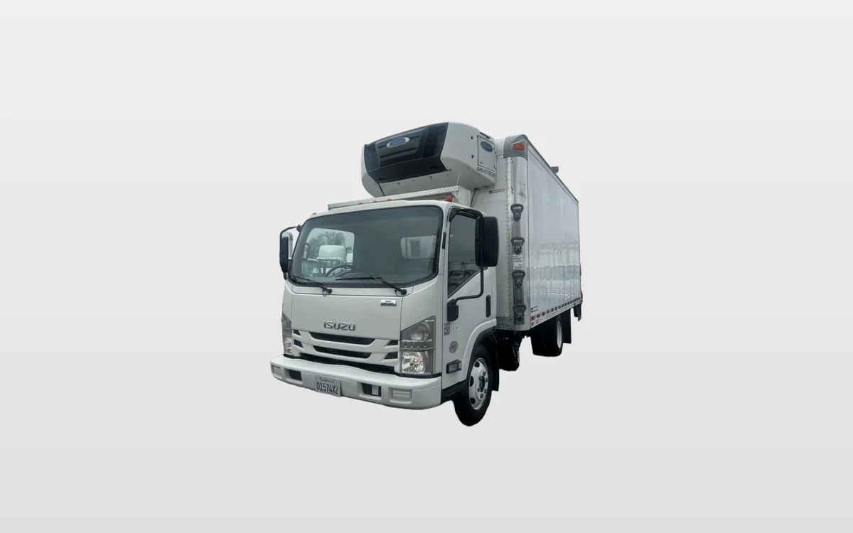 2016 Isuzu NPR - image 1