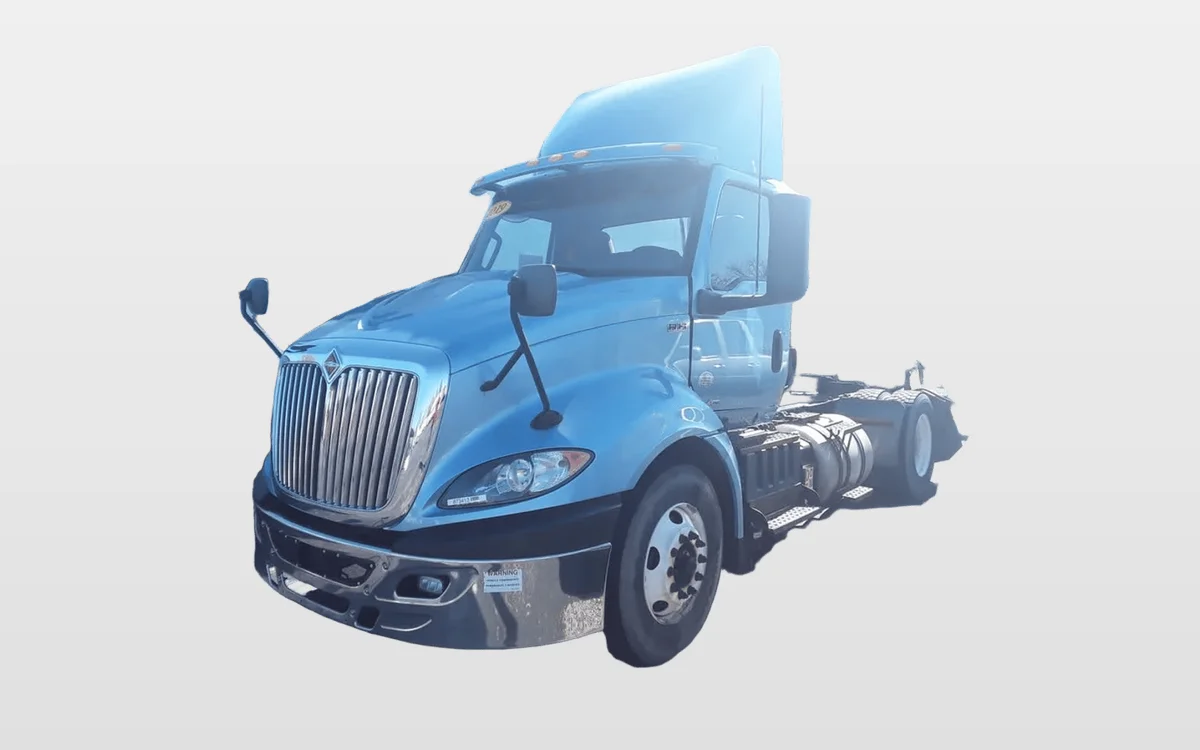 2019 International - image 1