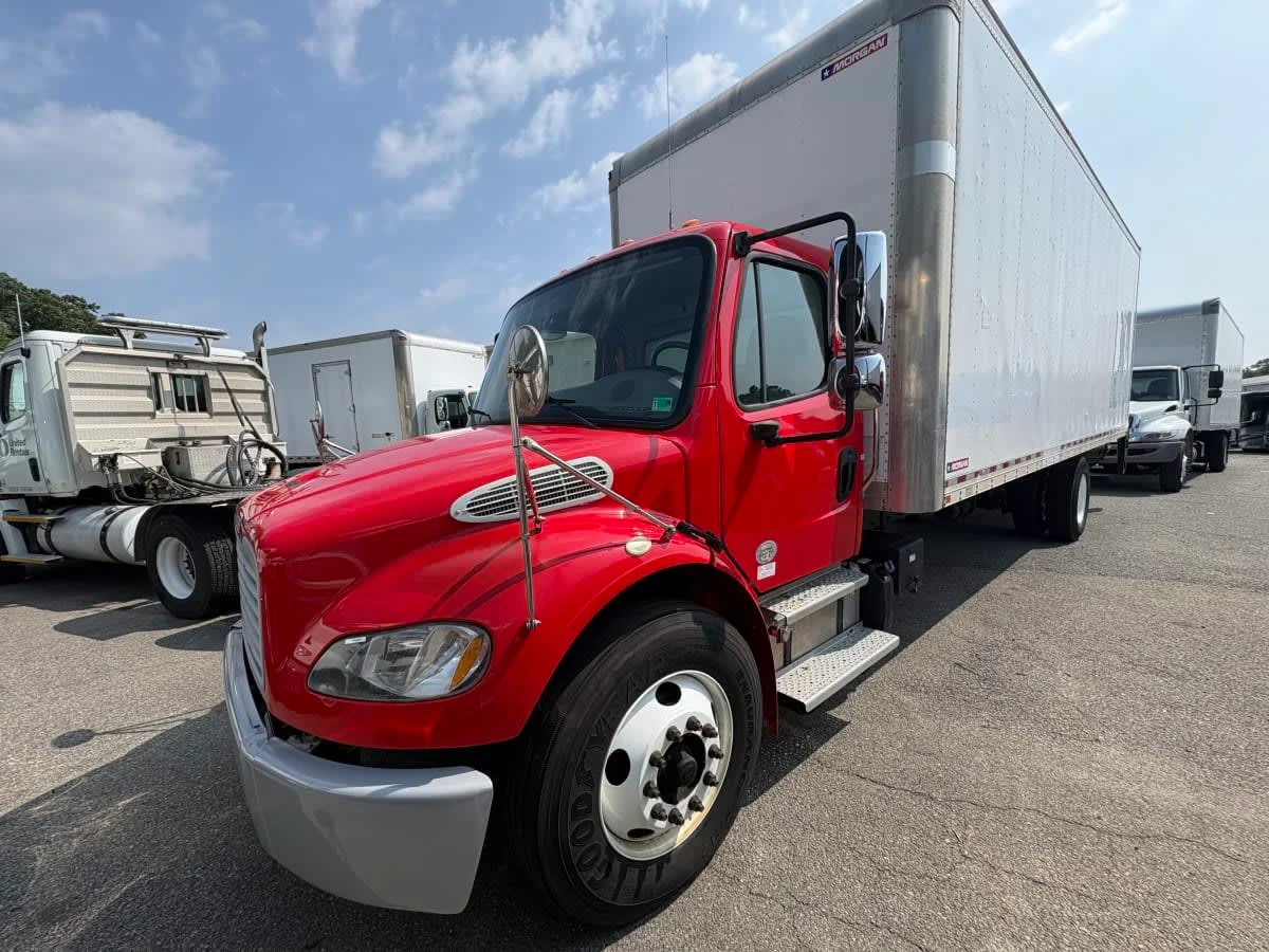 2017 Freightliner M2 106