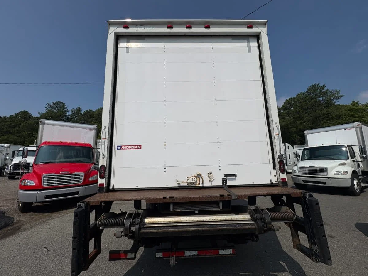 2017 Freightliner M2 106 in Ashland, VA — photo 5