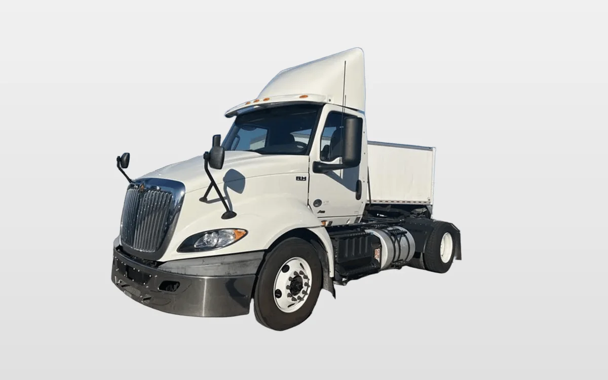 2019 International - image 1