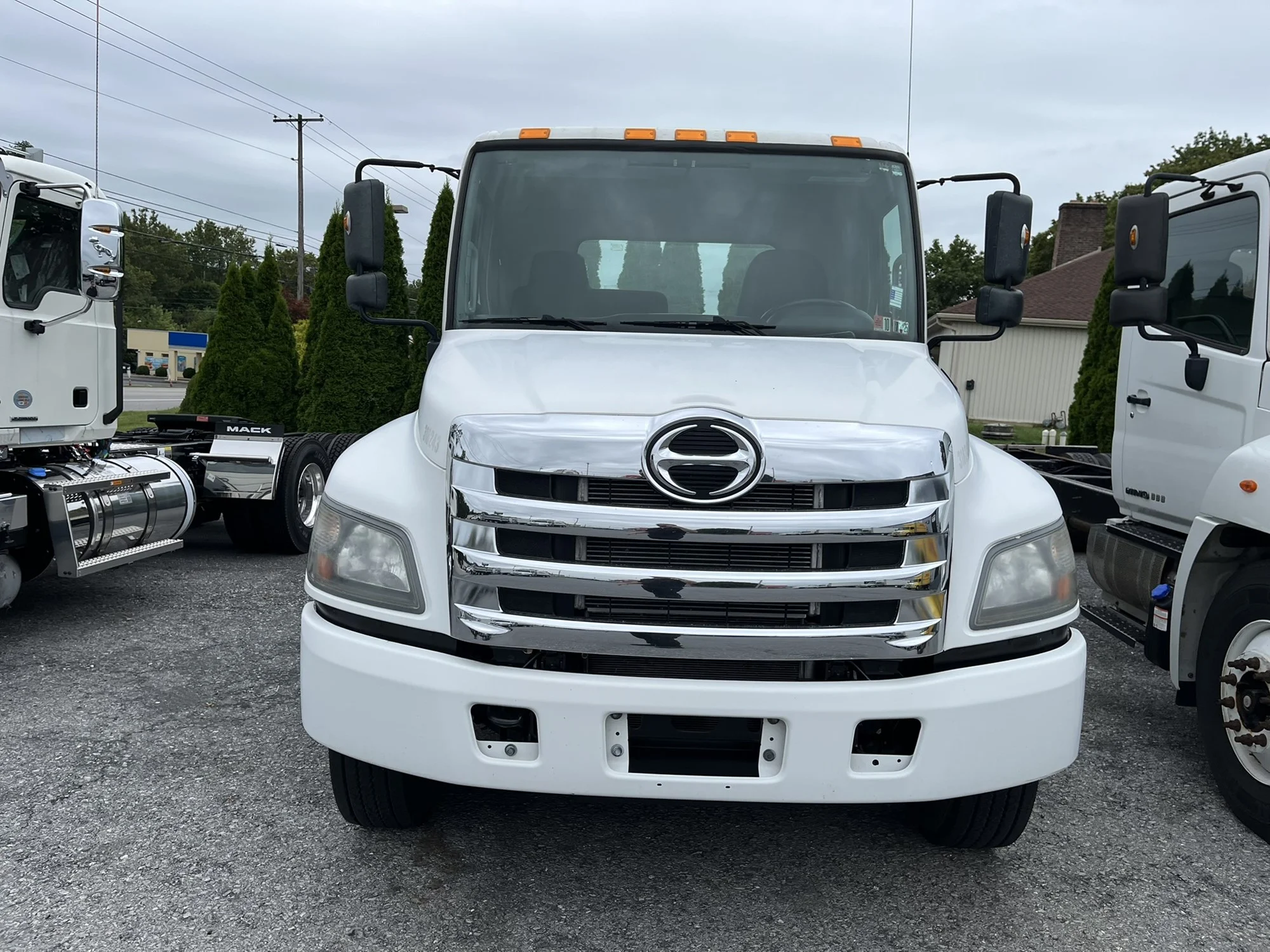 2018 Hino 338 in Souderton, PA — photo 2