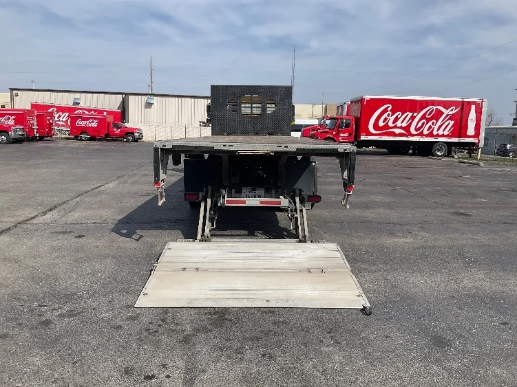 2020 Freightliner M2 106 in Tulsa, OK — photo 8