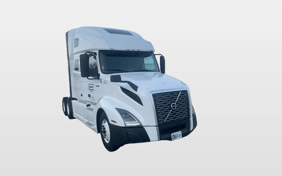 2022 Volvo - image 1
