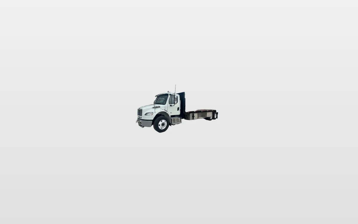 2020 Freightliner M2 106 - image 1