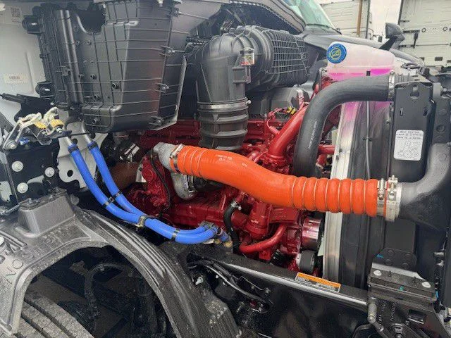 2027 Mack Anthem in London, OH — photo 9